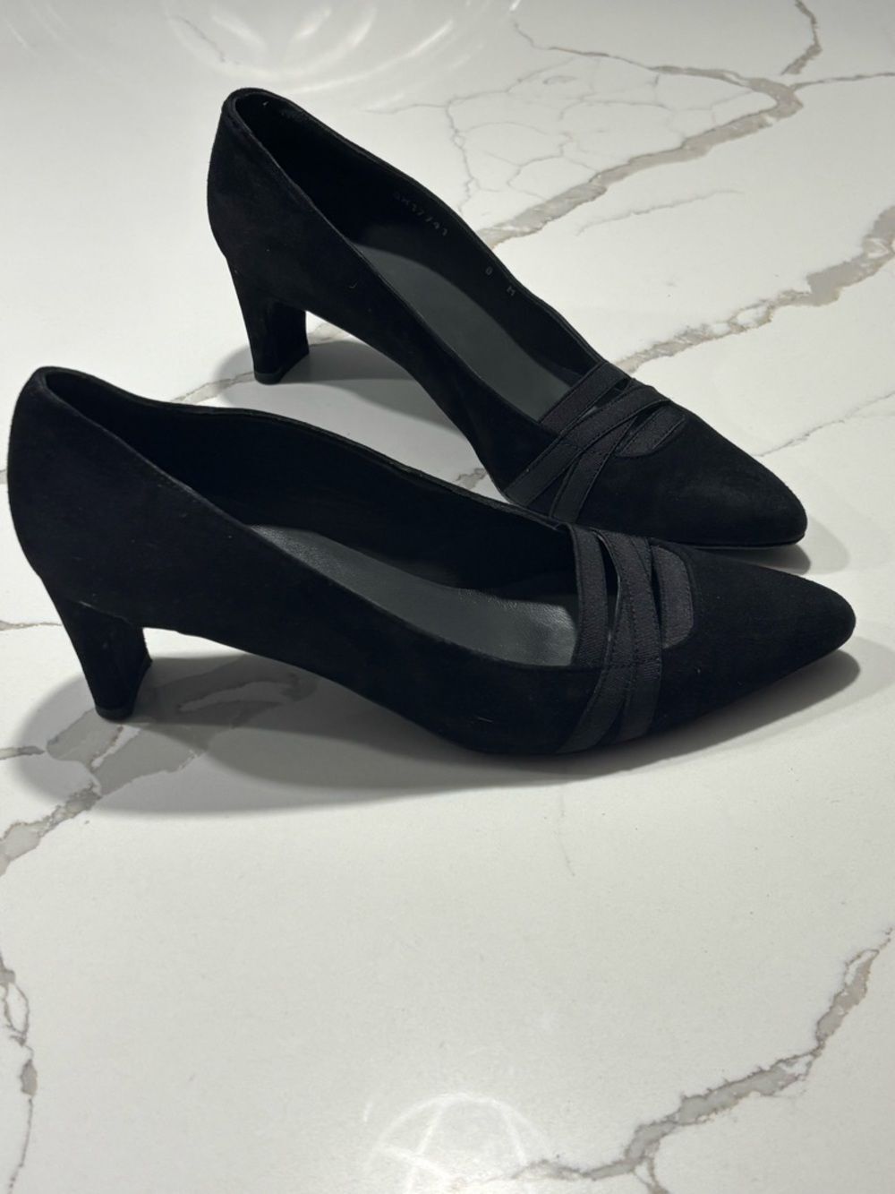 Stuart Weitzman Women's Black Suede Pointed Toe Block Heel Straps Pumps 8M